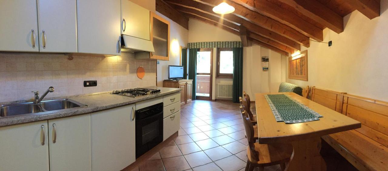 Casa Del Roccolo Leilighet Folgarida Eksteriør bilde